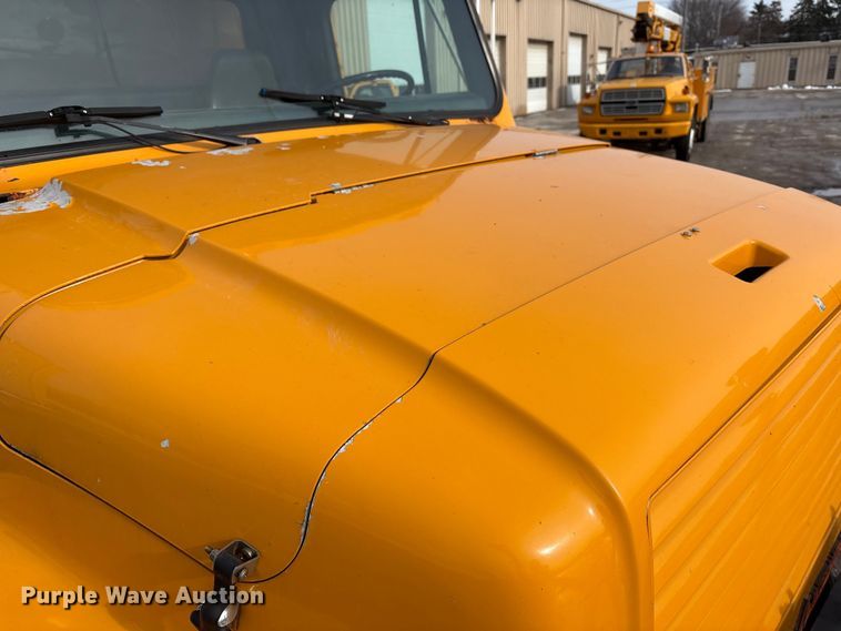 image for item FK1086 1991 International 4900 dump truck