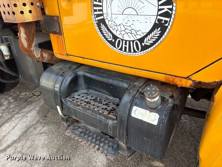 image for item FK1086 1991 International 4900 dump truck