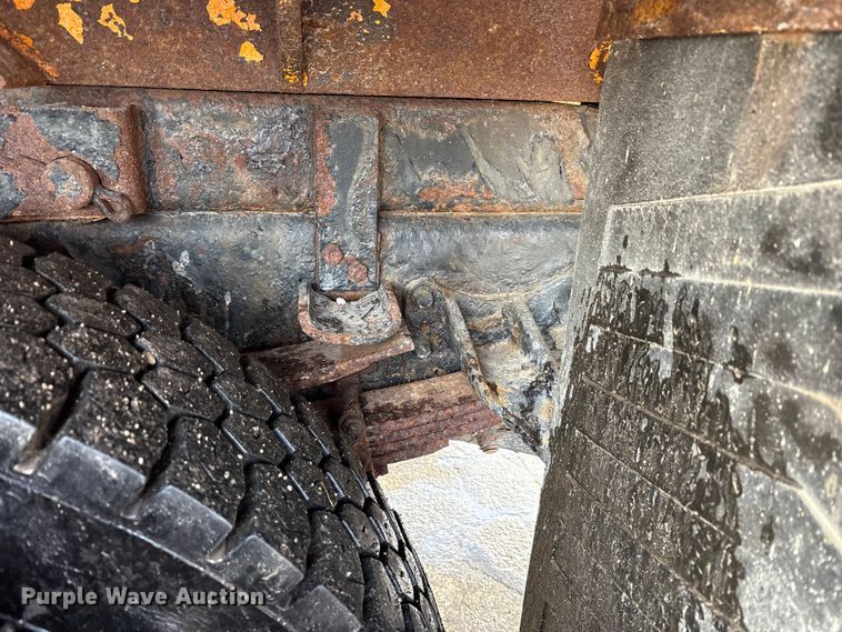 image for item FK1086 1991 International 4900 dump truck