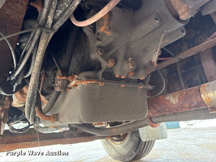 image for item FK1086 1991 International 4900 dump truck