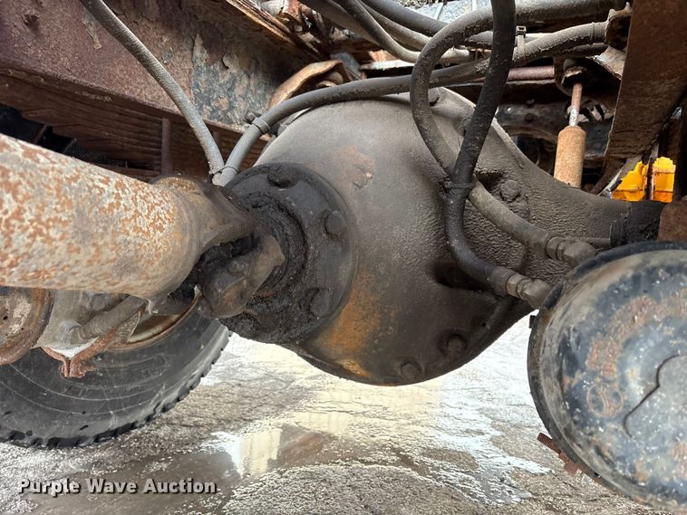 image for item FK1086 1991 International 4900 dump truck