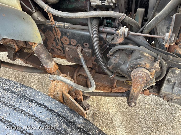 image for item FK1086 1991 International 4900 dump truck