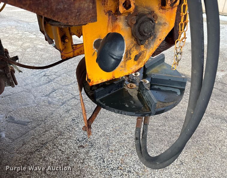 image for item FK1086 1991 International 4900 dump truck