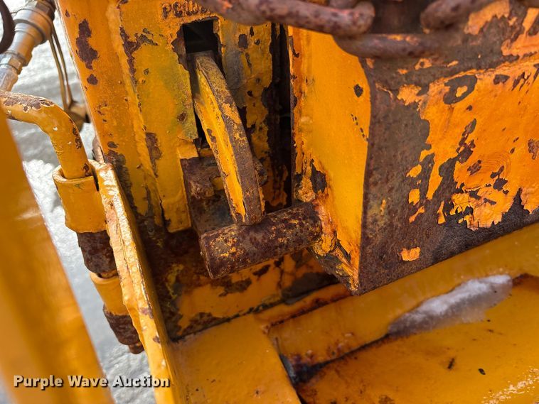 image for item FK1086 1991 International 4900 dump truck