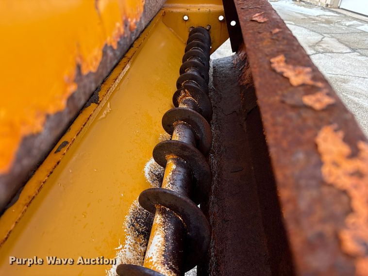 image for item FK1086 1991 International 4900 dump truck