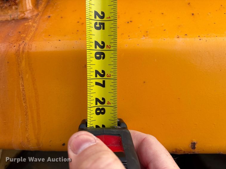 image for item FK1086 1991 International 4900 dump truck