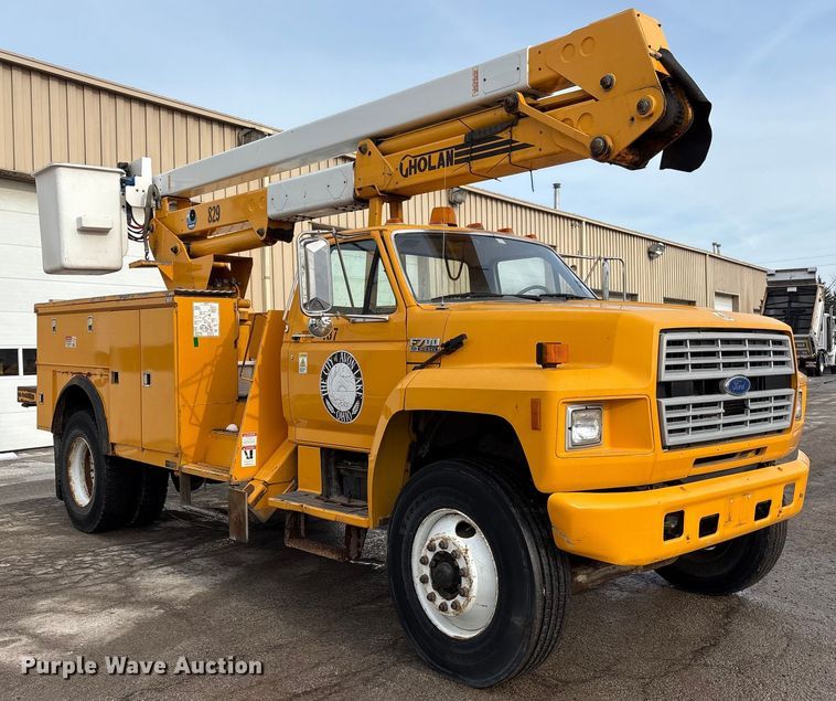 image for item FK1087 1994 Ford F700 bucket truck