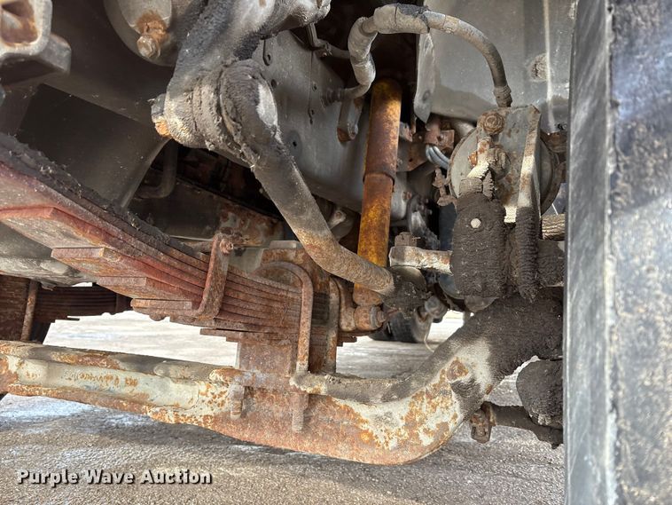 image for item FK1087 1994 Ford F700 bucket truck