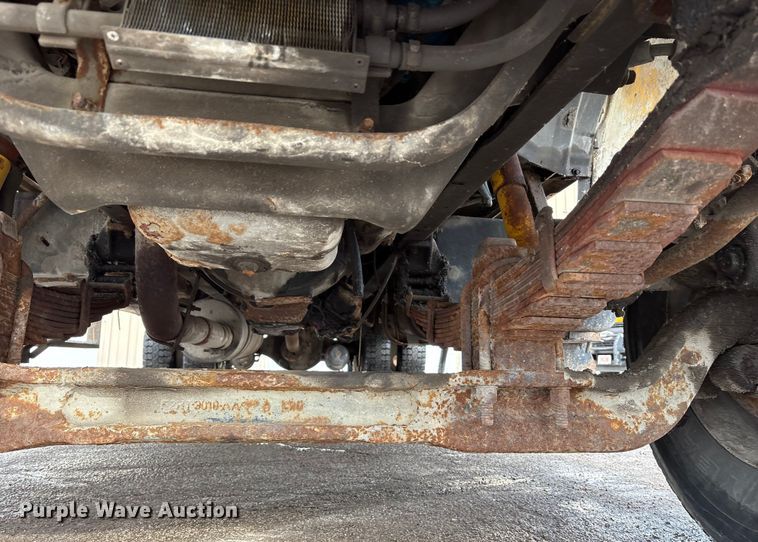 image for item FK1087 1994 Ford F700 bucket truck