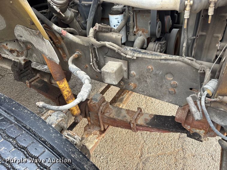 image for item FK1087 1994 Ford F700 bucket truck