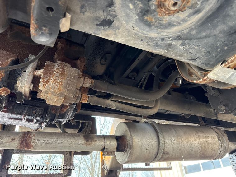 image for item FK1087 1994 Ford F700 bucket truck