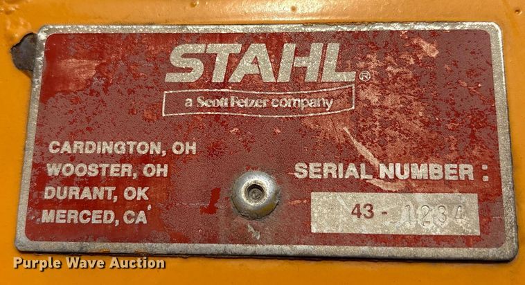 image for item FK1087 1994 Ford F700 bucket truck