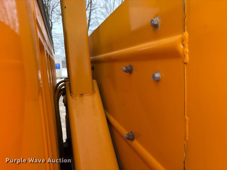 image for item FK1087 1994 Ford F700 bucket truck