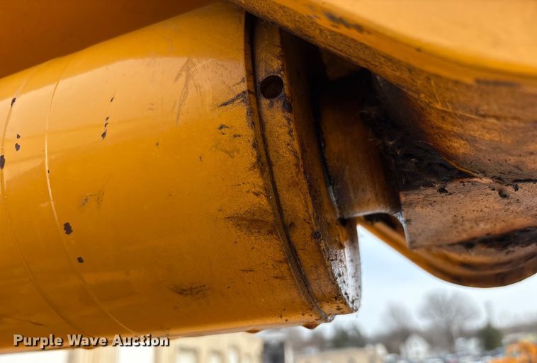 image for item FK1087 1994 Ford F700 bucket truck