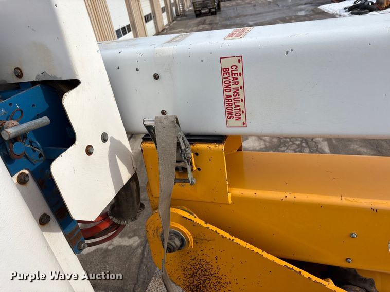 image for item FK1087 1994 Ford F700 bucket truck