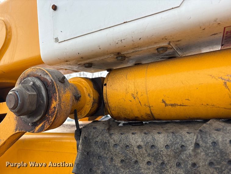 image for item FK1087 1994 Ford F700 bucket truck