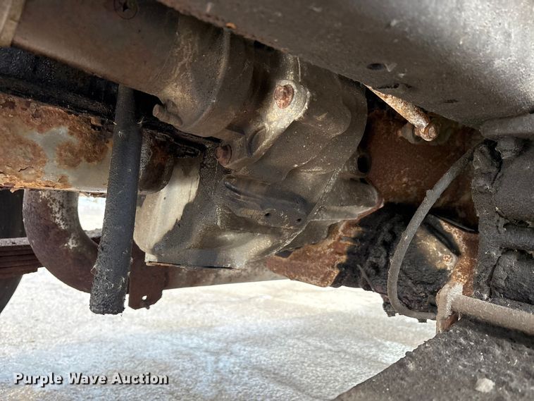 image for item FK1087 1994 Ford F700 bucket truck