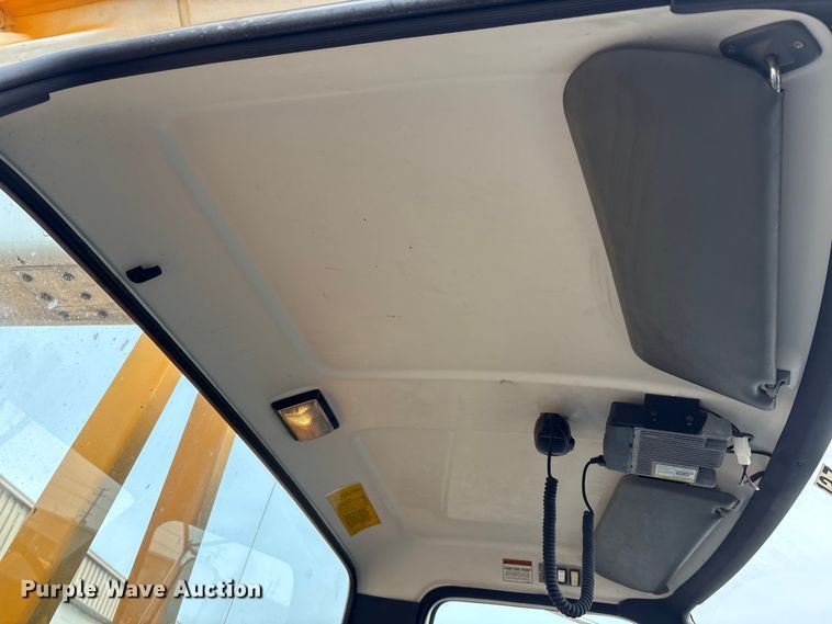 image for item FK1087 1994 Ford F700 bucket truck
