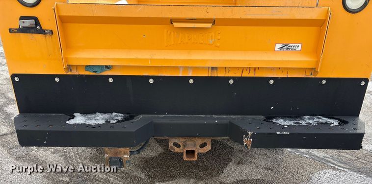 image for item FK1089 2002 Ford  F350 Super Duty XL utility bed pickup truck