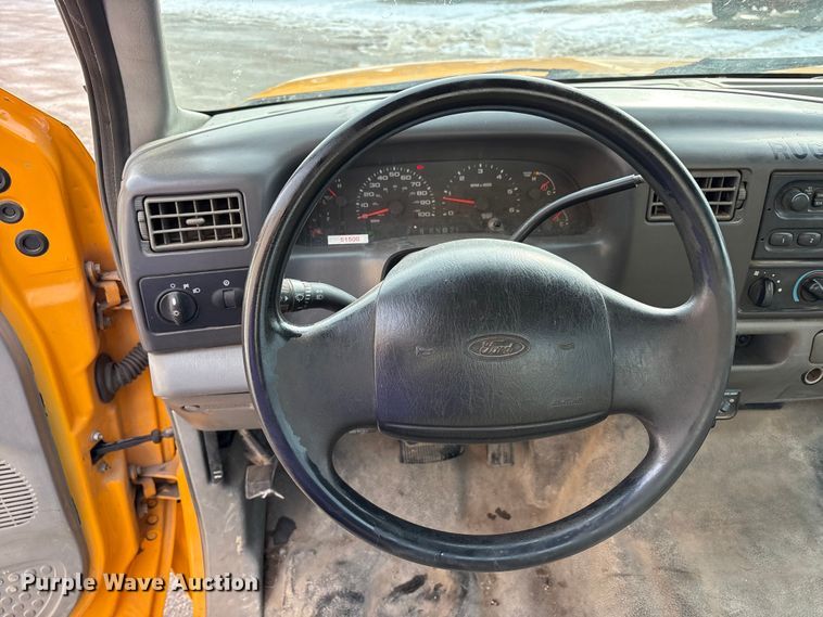 image for item FK1089 2002 Ford  F350 Super Duty XL utility bed pickup truck