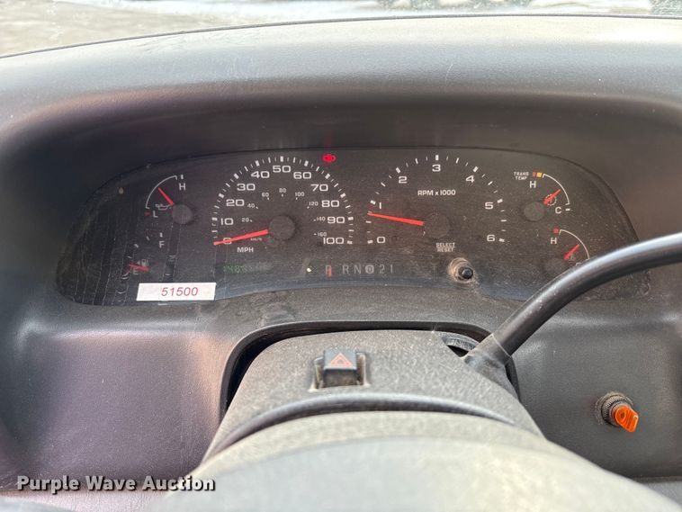 image for item FK1089 2002 Ford  F350 Super Duty XL utility bed pickup truck