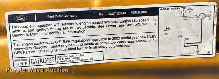 image for item FK1089 2002 Ford  F350 Super Duty XL utility bed pickup truck