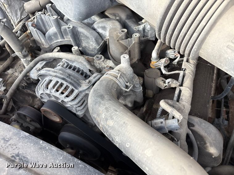 image for item FK1089 2002 Ford  F350 Super Duty XL utility bed pickup truck