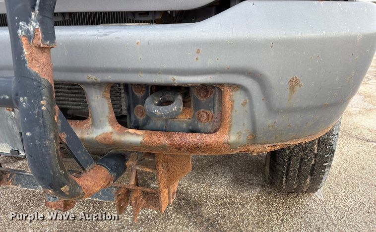 image for item FK1090 2000 Ford F350 Super Duty XL pickup truck