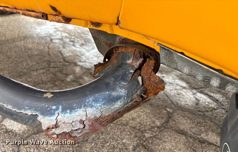 image for item FK1090 2000 Ford F350 Super Duty XL pickup truck