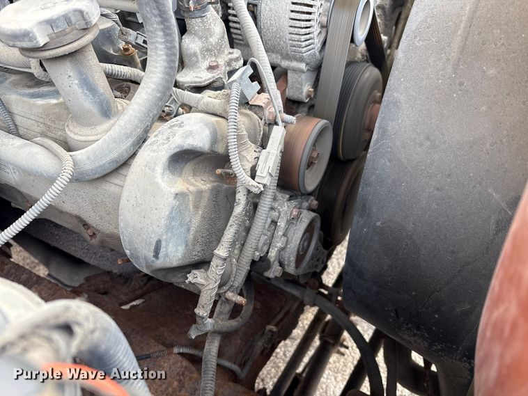 image for item FK1090 2000 Ford F350 Super Duty XL pickup truck