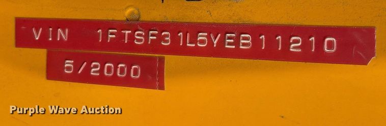 image for item FK1090 2000 Ford F350 Super Duty XL pickup truck