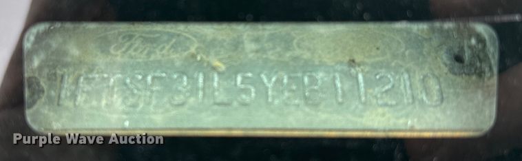 image for item FK1090 2000 Ford F350 Super Duty XL pickup truck