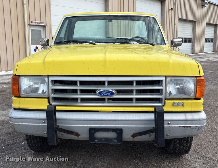 image for item FK1091 1990 Ford F250 Custom pickup truck