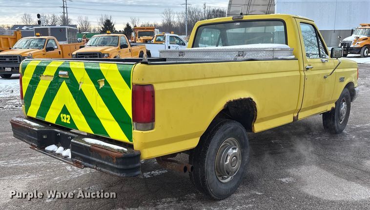 image for item FK1091 1990 Ford F250 Custom pickup truck