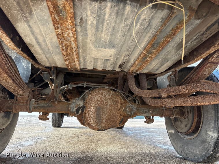 image for item FK1091 1990 Ford F250 Custom pickup truck