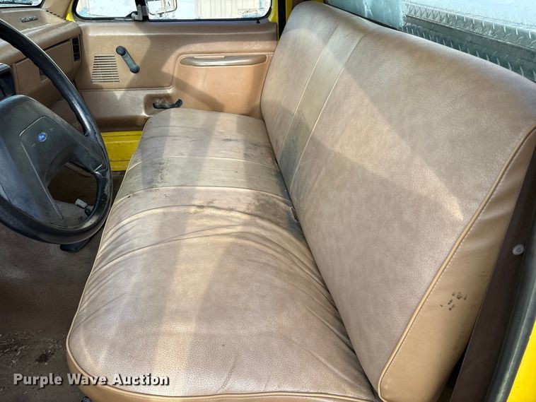 image for item FK1091 1990 Ford F250 Custom pickup truck