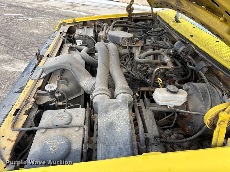 image for item FK1091 1990 Ford F250 Custom pickup truck