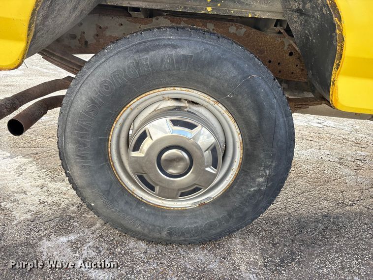 image for item FK1091 1990 Ford F250 Custom pickup truck