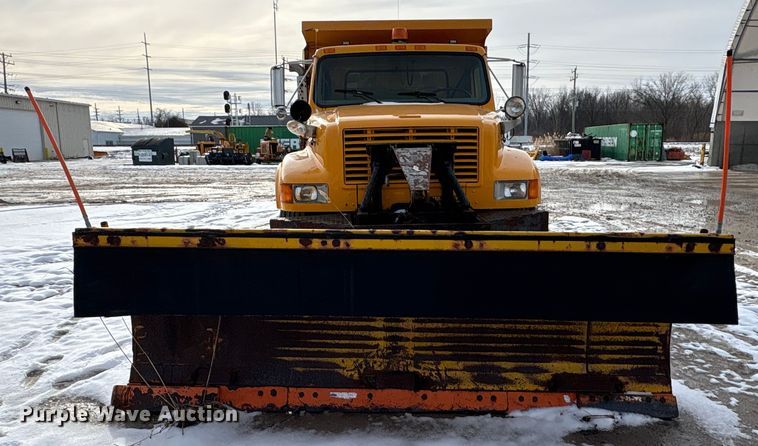 image for item FK1094 1996 International 4900 dump truck