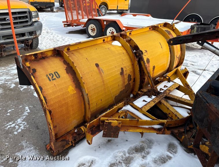 image for item FK1094 1996 International 4900 dump truck