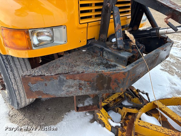 image for item FK1094 1996 International 4900 dump truck