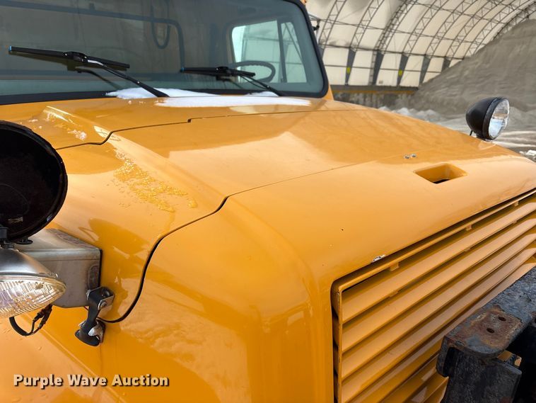 image for item FK1094 1996 International 4900 dump truck