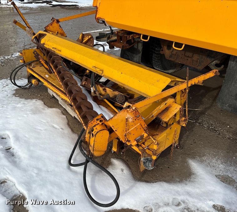 image for item FK1094 1996 International 4900 dump truck