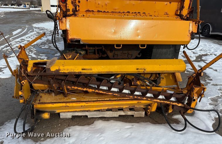 image for item FK1094 1996 International 4900 dump truck