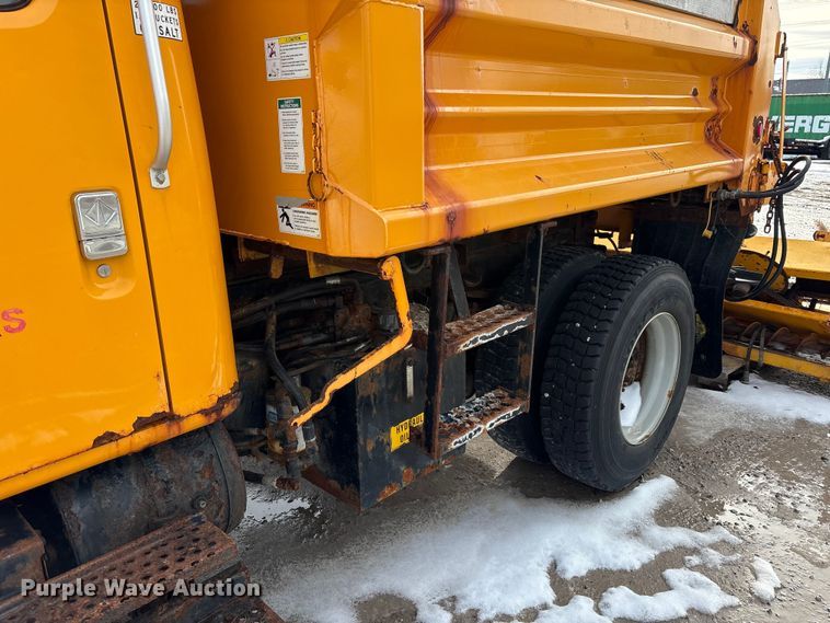 image for item FK1094 1996 International 4900 dump truck