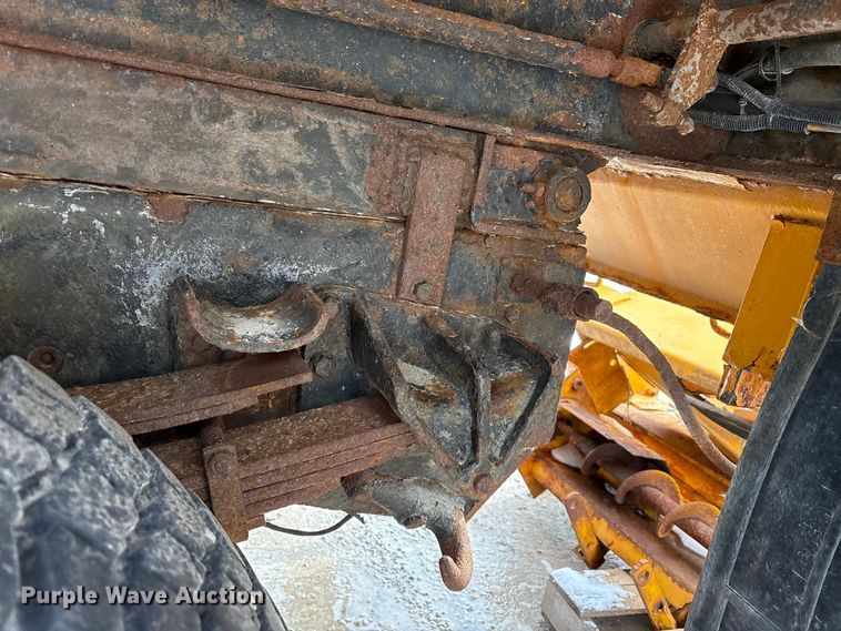 image for item FK1094 1996 International 4900 dump truck