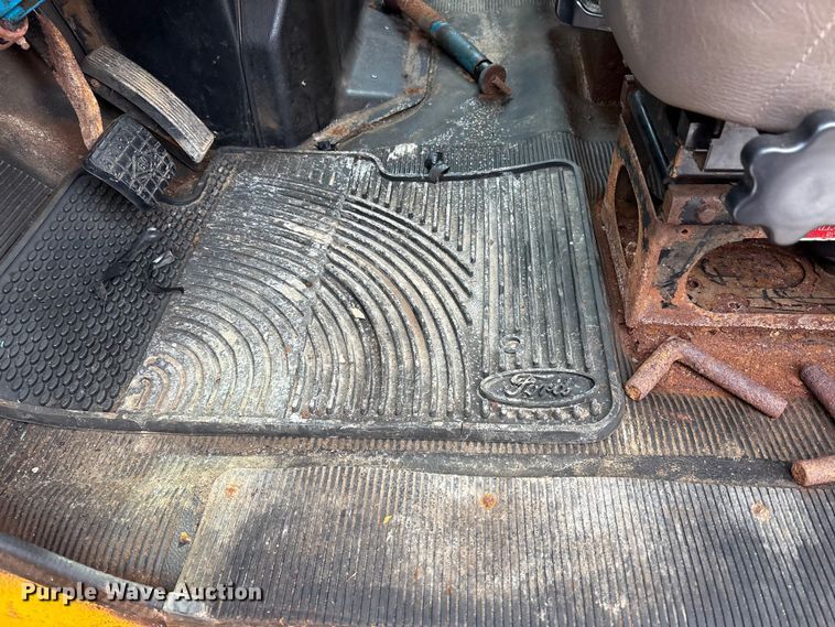 image for item FK1094 1996 International 4900 dump truck