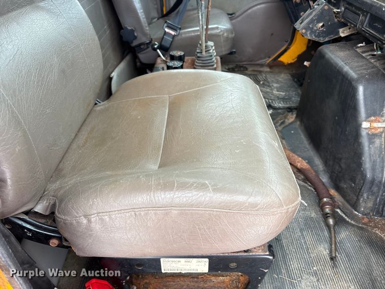 image for item FK1094 1996 International 4900 dump truck