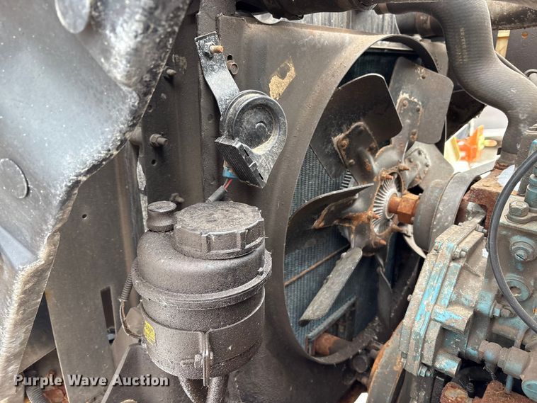 image for item FK1094 1996 International 4900 dump truck