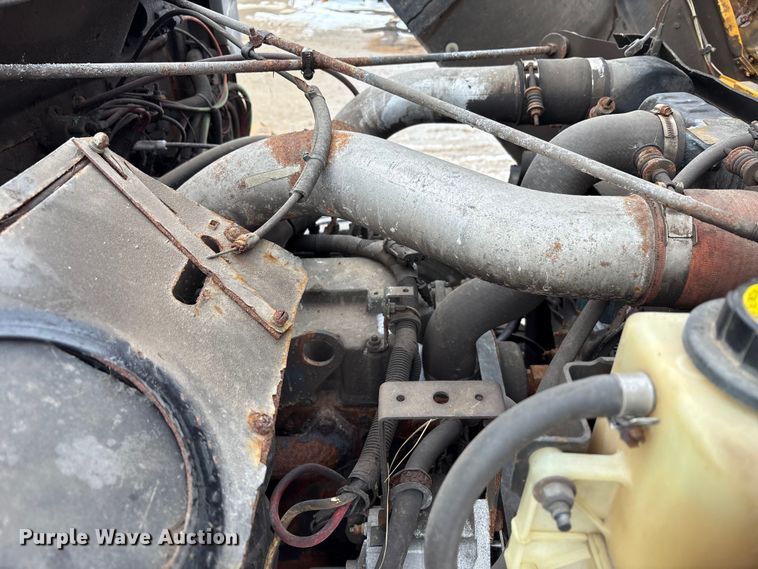 image for item FK1094 1996 International 4900 dump truck